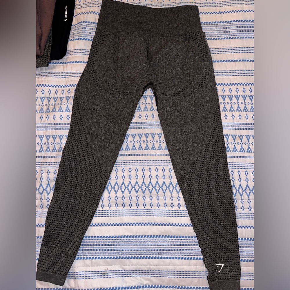 Gymshark bundle - Picture 3 of 10